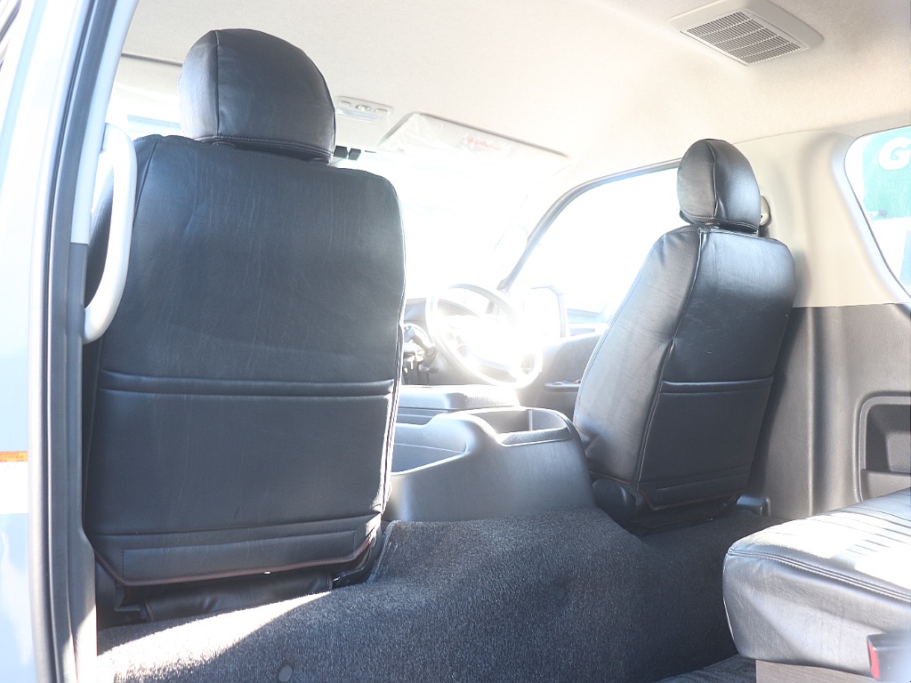 トヨタ ハイエース(32枚目)