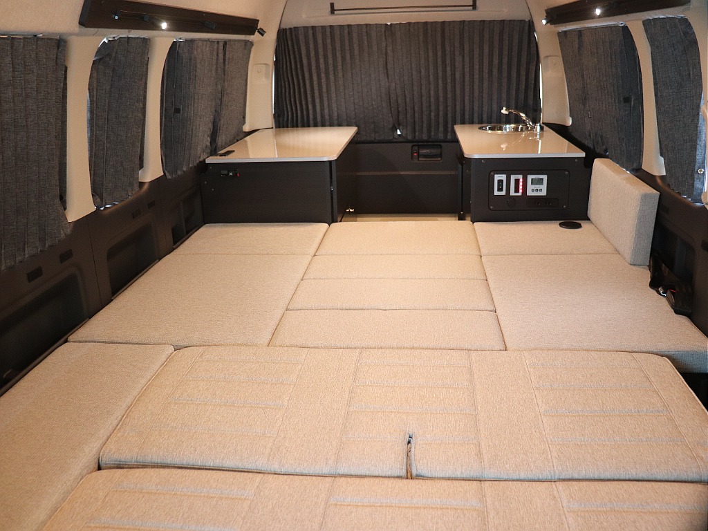 トヨタ&nbsp;ハイエースコミューター&nbsp;2.7GL 4WD&nbsp;MOBYDICK 【COM CAM】&nbsp;福岡県の詳細画像&nbsp;その12