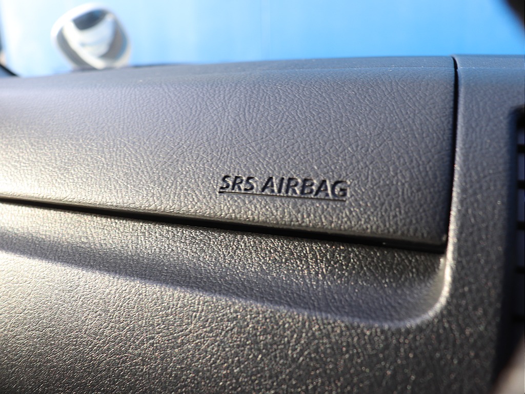 トヨタ&nbsp;ハイエースコミューター&nbsp;2.7GL 4WD&nbsp;MOBYDICK 【COM CAM】&nbsp;福岡県の詳細画像&nbsp;その19