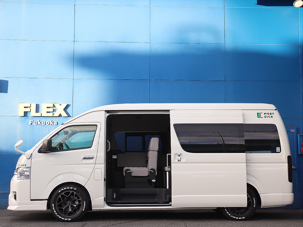 トヨタ&nbsp;ハイエースコミューター&nbsp;2.7GL 4WD&nbsp;MOBYDICK 【COM CAM】&nbsp;福岡県の詳細画像&nbsp;その8