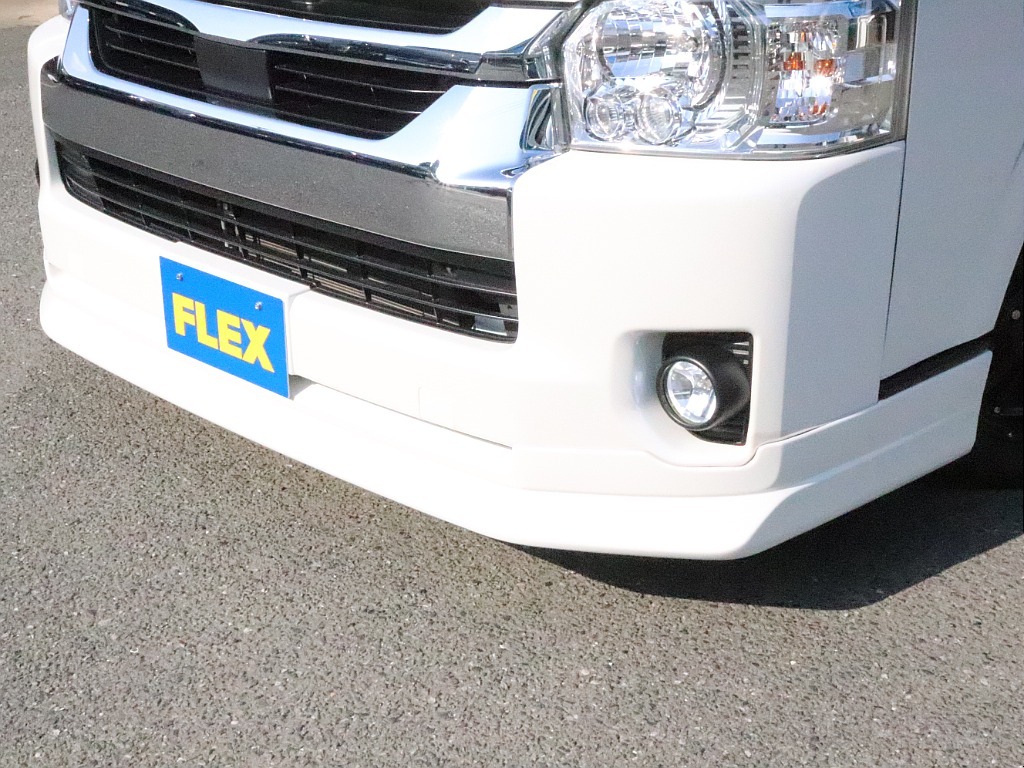 トヨタ ハイエース(2枚目)