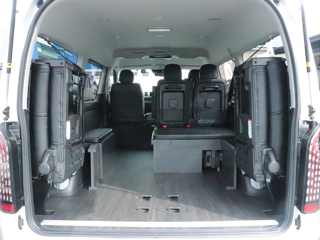 トヨタ ハイエース(12枚目)