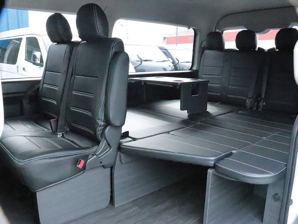 トヨタ ハイエース(10枚目)