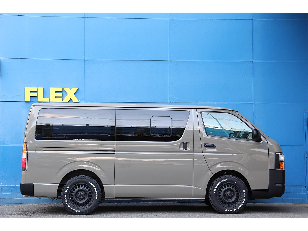 トヨタ ハイエースバン(14枚目)