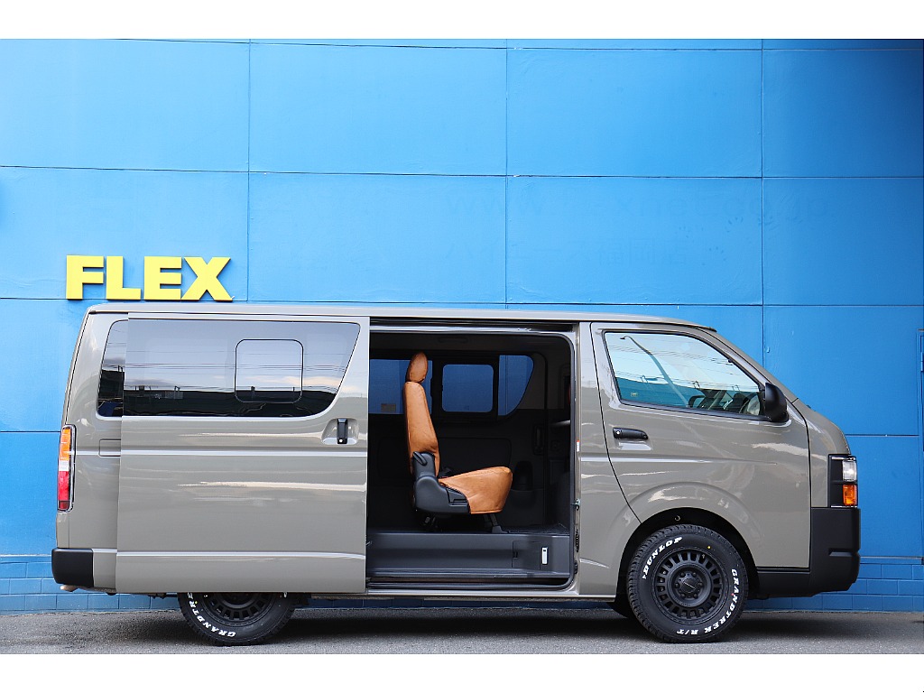 トヨタ ハイエースバン(15枚目)