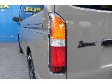 トヨタ ハイエースバン(8枚目)