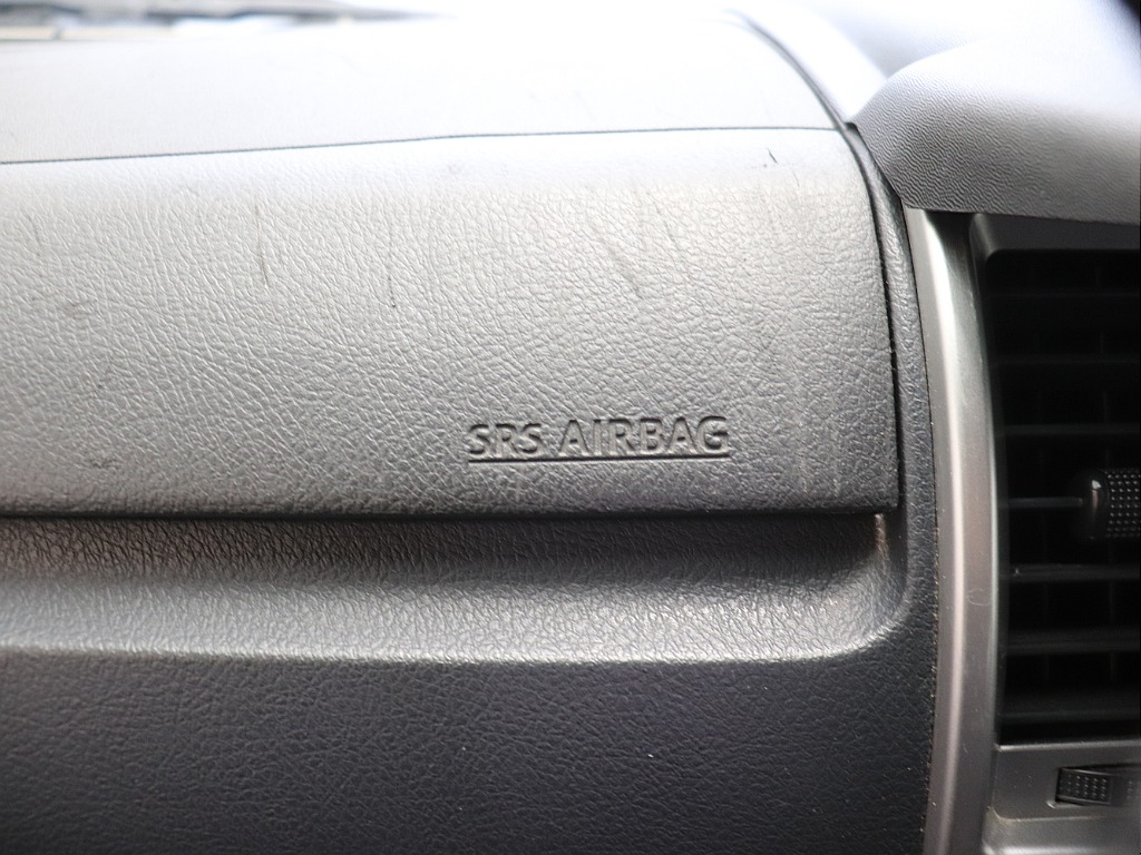 SRSエアバック完備