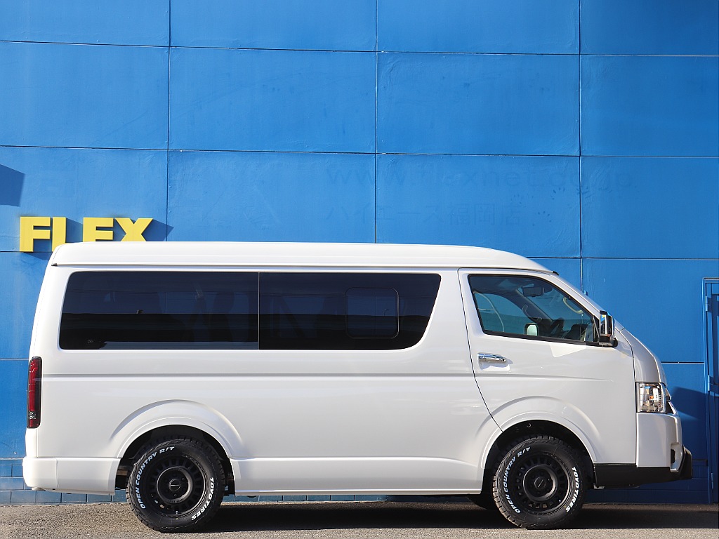 小窓完備で走行時も換気が可能です♪