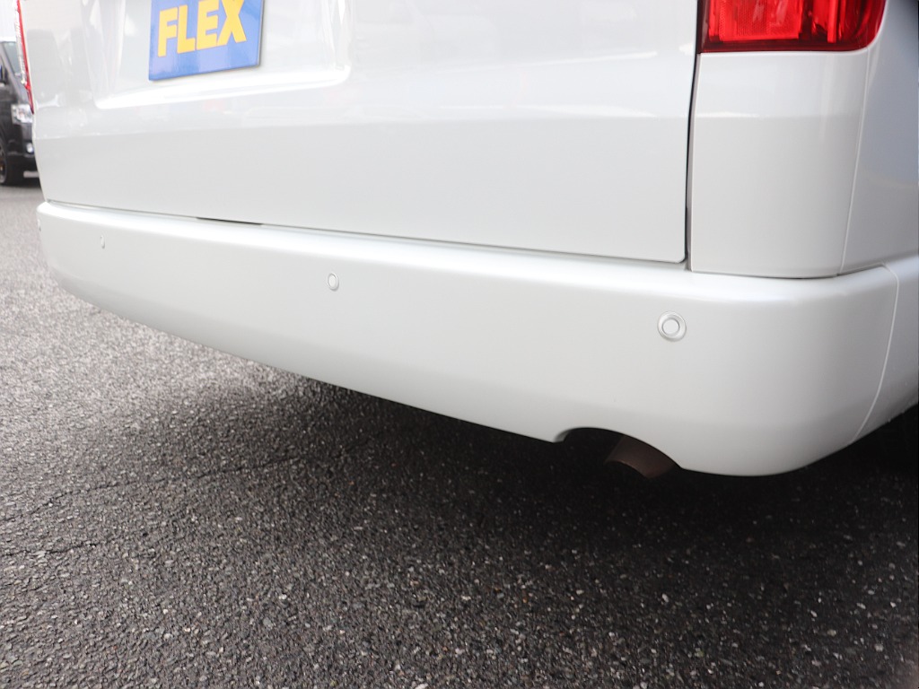 ハイエースの事なら専門店のフレックス福岡店へ！　現金を減らしにくいローン購入や、経費が使える法人様にぴったりのリースなどハイエースライフを始めるお手伝いをいたします！