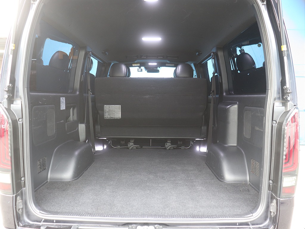 トヨタ ハイエースバン(19枚目)