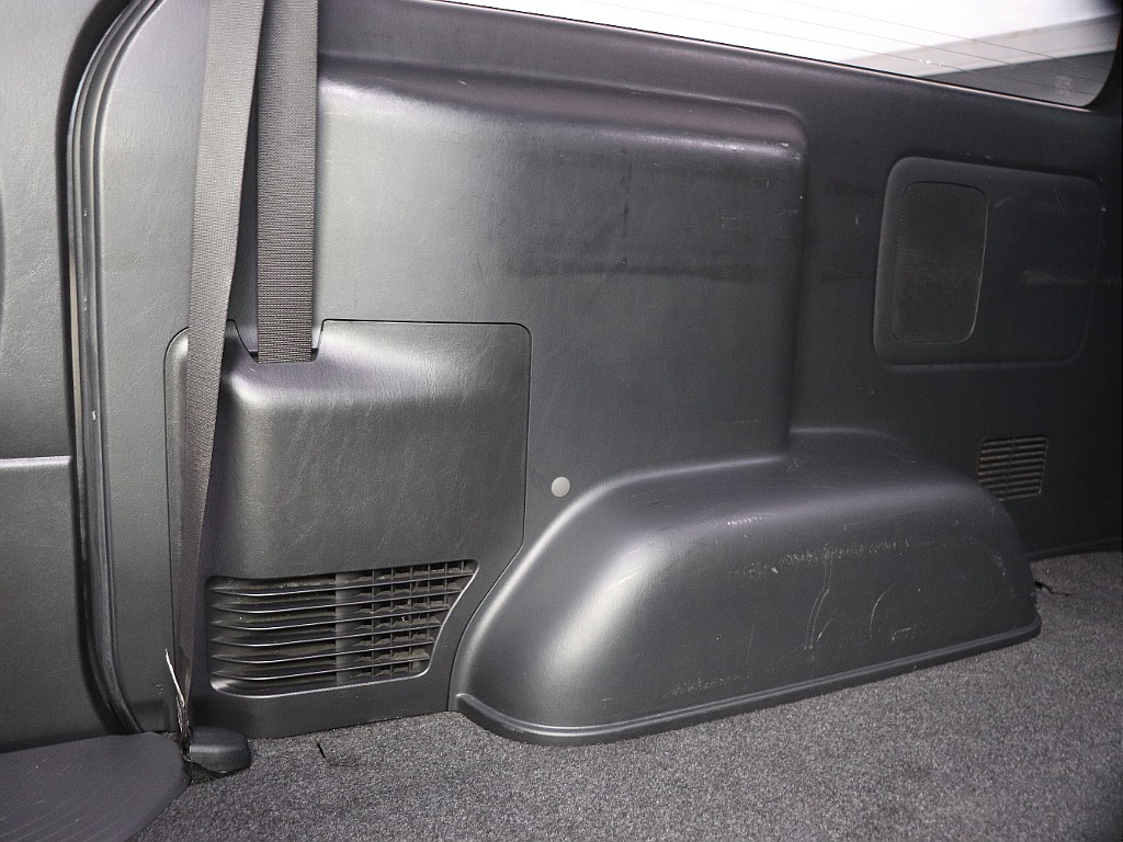 トヨタ ハイエースバン(32枚目)