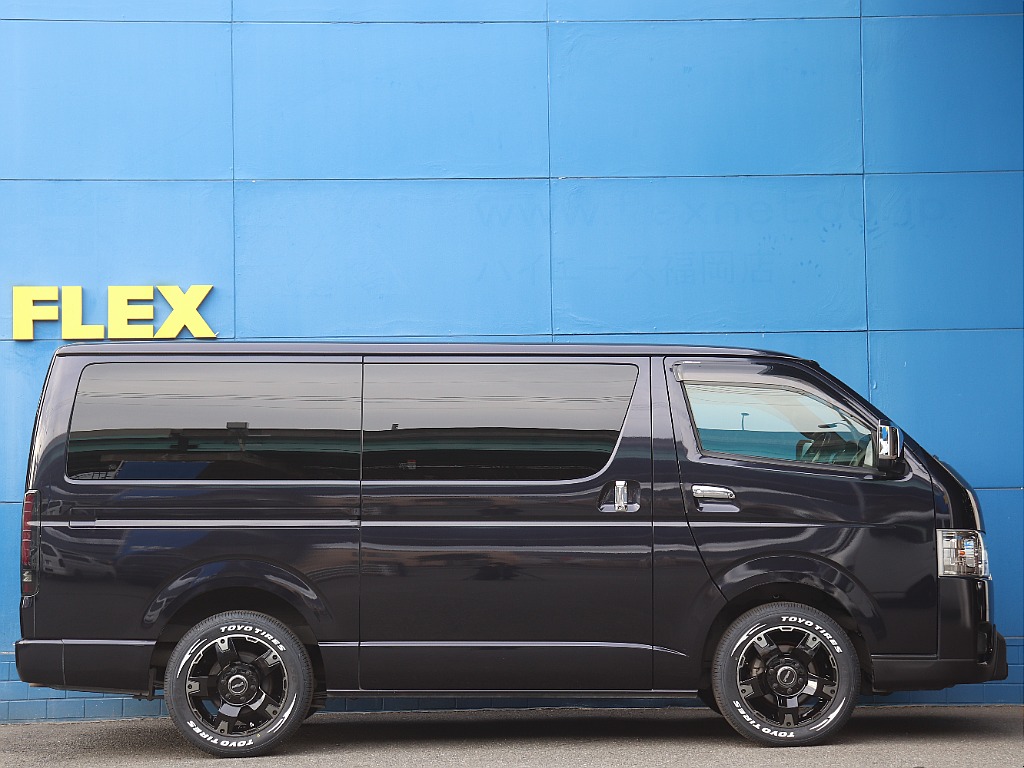 トヨタ ハイエースバン(8枚目)