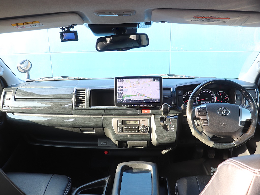 高級感のあるコックピット周り！