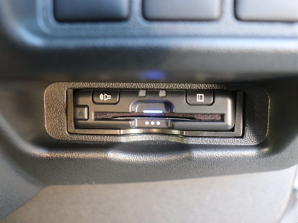 ハイウェイドライブの必需品ビルトインETC完備！セットアップ完了後お引渡しさせていただきます♪