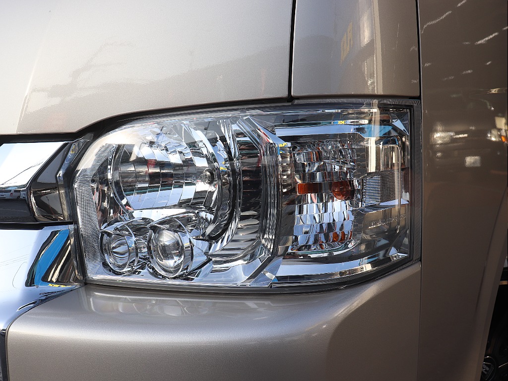 ハイエースの事なら専門店のフレックス福岡店へ！　現金を減らしにくいローン購入や、経費が使える法人様にぴったりのリースなどハイエースライフを始めるお手伝いをいたします！