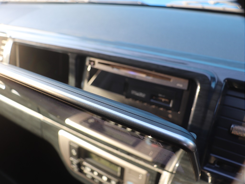 ハイエースの事なら専門店のフレックス福岡店へ！　現金を減らしにくいローン購入や、経費が使える法人様にぴったりのリースなどハイエースライフを始めるお手伝いをいたします！