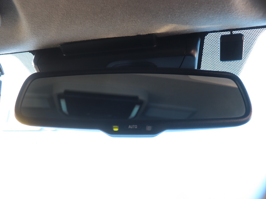 ハイエースの事なら専門店のフレックス福岡店へ！　現金を減らしにくいローン購入や、経費が使える法人様にぴったりのリースなどハイエースライフを始めるお手伝いをいたします！