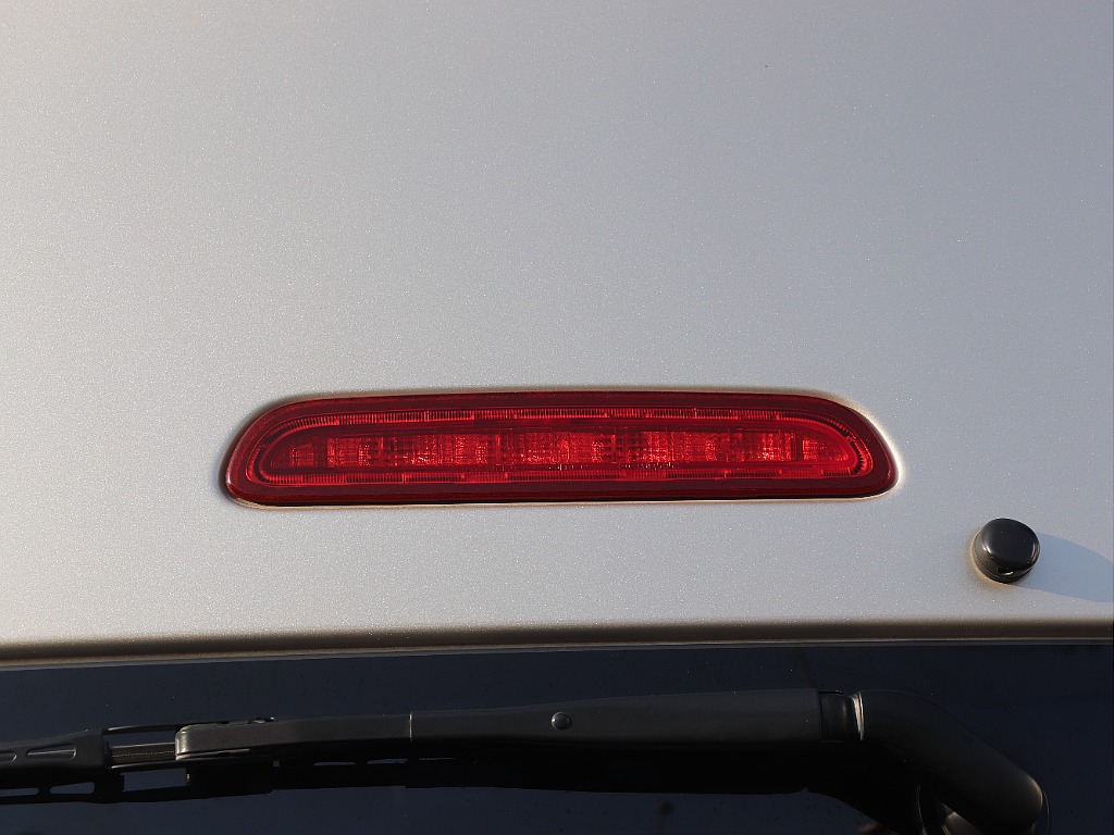 ハイエースの事なら専門店のフレックス福岡店へ！　現金を減らしにくいローン購入や、経費が使える法人様にぴったりのリースなどハイエースライフを始めるお手伝いをいたします！