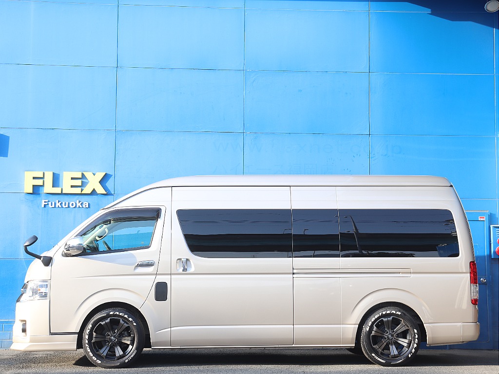 トヨタ ハイエース(10枚目)