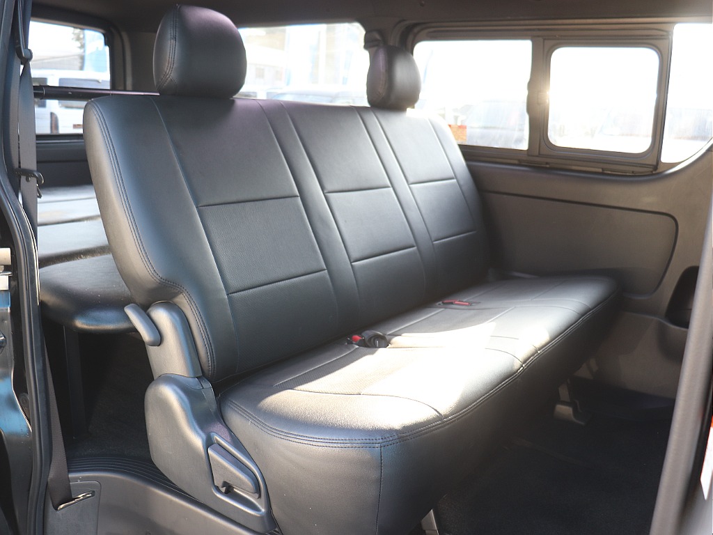 トヨタ ハイエースバン(12枚目)