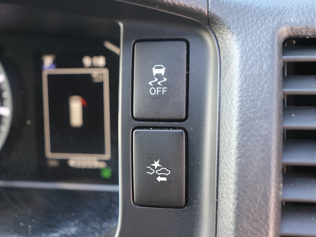 トヨタ ハイエースバン(32枚目)