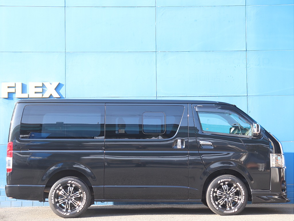 トヨタ ハイエースバン(6枚目)