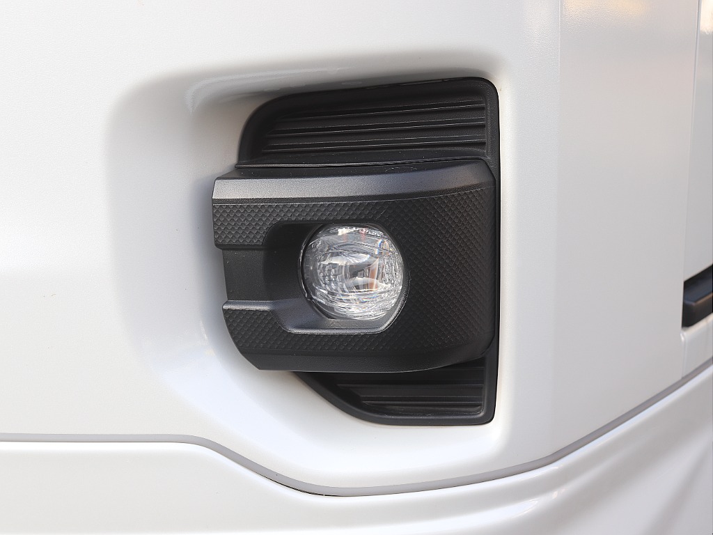 トヨタ ハイエースバン(33枚目)