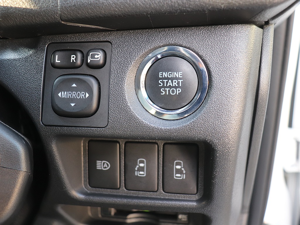 トヨタ ハイエースバン(38枚目)