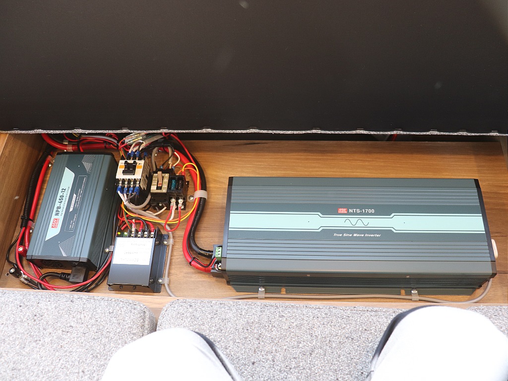 トヨタ ハイエースバン(23枚目)