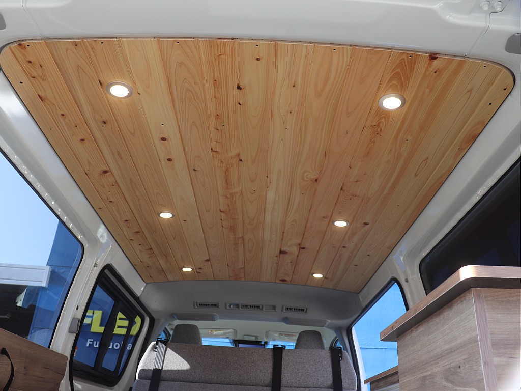 トヨタ ハイエースバン(29枚目)