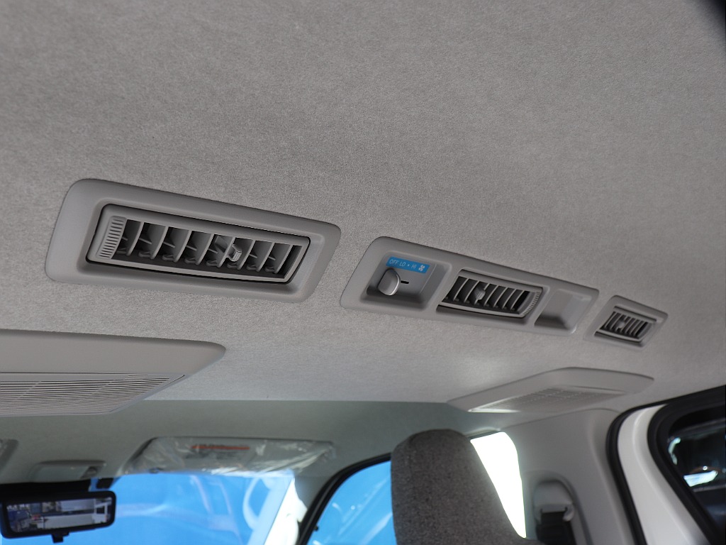 トヨタ ハイエースバン(40枚目)