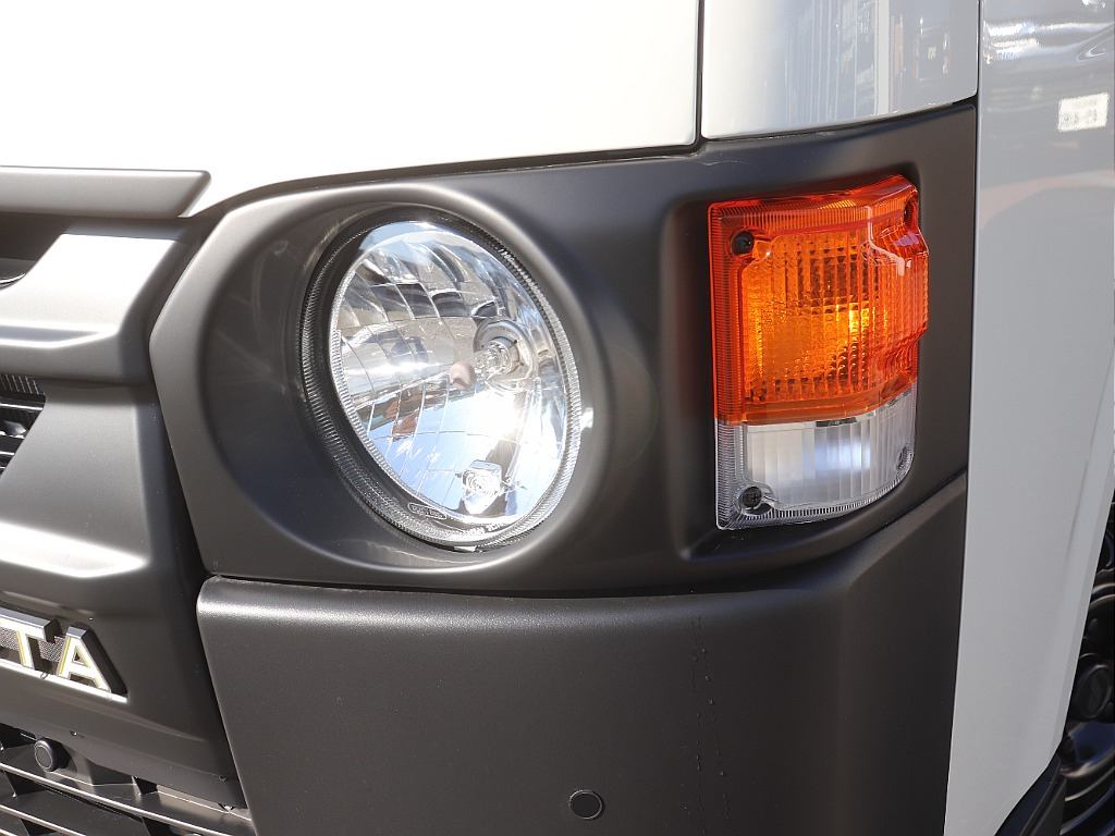 トヨタ ハイエースバン(42枚目)