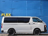 トヨタ ハイエースバン(7枚目)