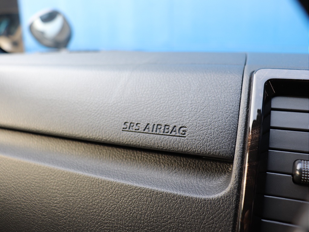 SRSエアバック完備