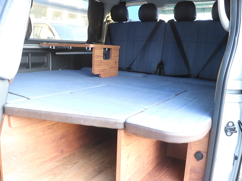 トヨタ ハイエース(14枚目)