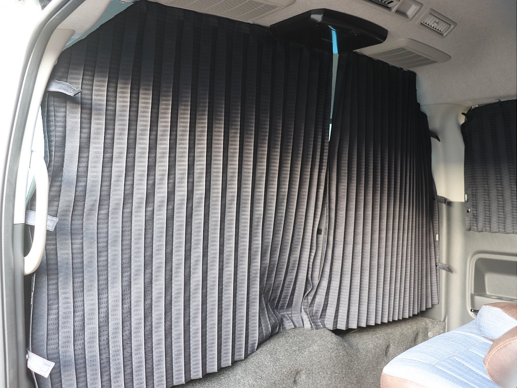 トヨタ ハイエース(24枚目)