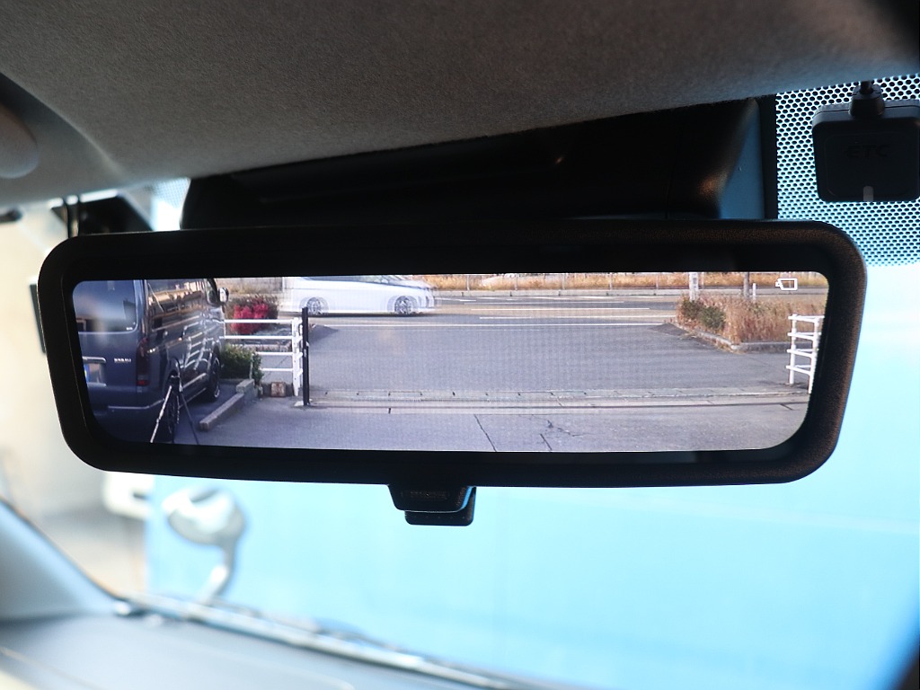 トヨタ ハイエース(30枚目)