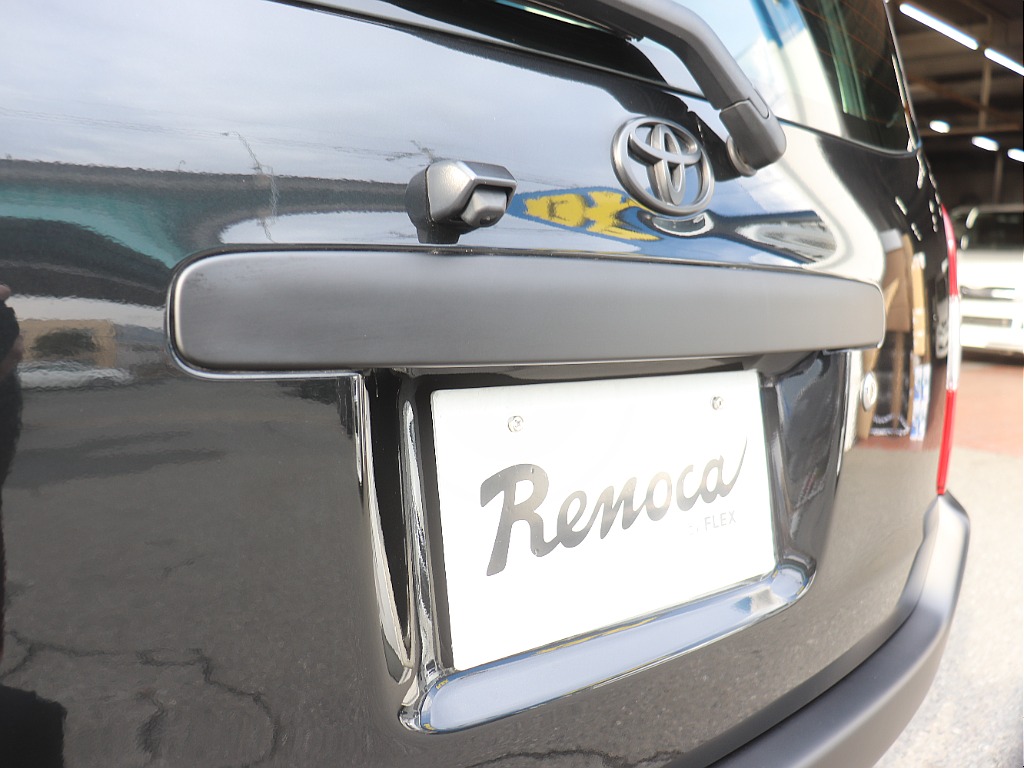 ハイエースの事なら専門店のフレックス福岡店へ！　現金を減らしにくいローン購入や、経費が使える法人様にぴったりのリースなどハイエースライフを始めるお手伝いをいたします！