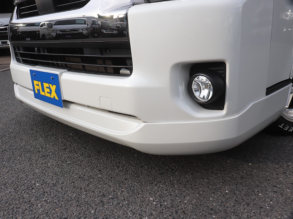 トヨタ ハイエースバン(3枚目)