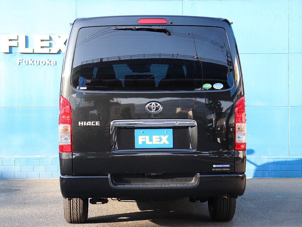 ハイエース福岡店は九州エリア最大級の取り扱い台数を誇る専門店です！キャンピングも取り扱い有り！