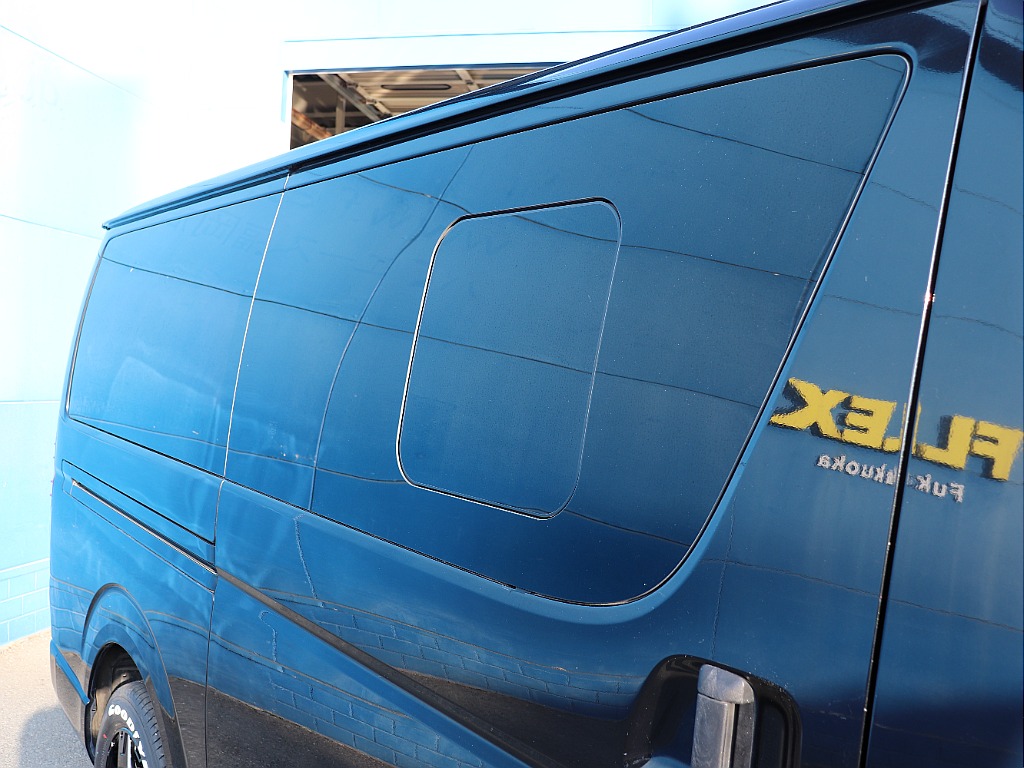 ハイエースの事なら専門店のフレックス福岡店へ！　現金を減らしにくいローン購入や、経費が使える法人様にぴったりのリースなどハイエースライフを始めるお手伝いを致します！