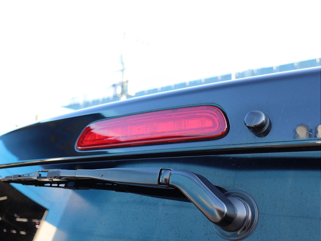 ハイエースの事なら専門店のフレックス福岡店へ！　現金を減らしにくいローン購入や、経費が使える法人様にぴったりのリースなどハイエースライフを始めるお手伝いを致します！