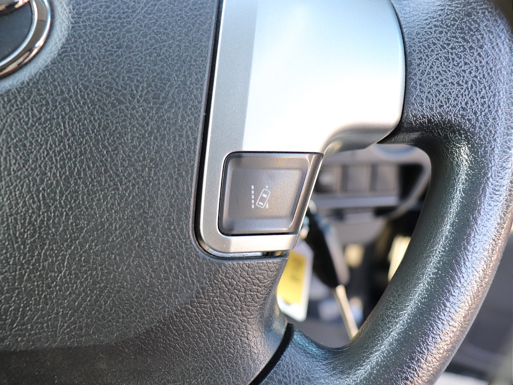 ハイエースの事なら専門店のフレックス福岡店へ！　現金を減らしにくいローン購入や、経費が使える法人様にぴったりのリースなどハイエースライフを始めるお手伝いを致します！