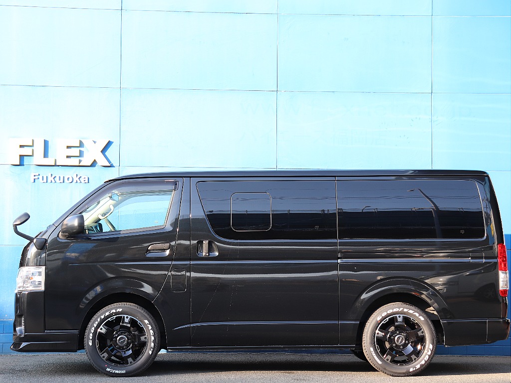 遮光は純正を維持！追加カスタム大歓迎