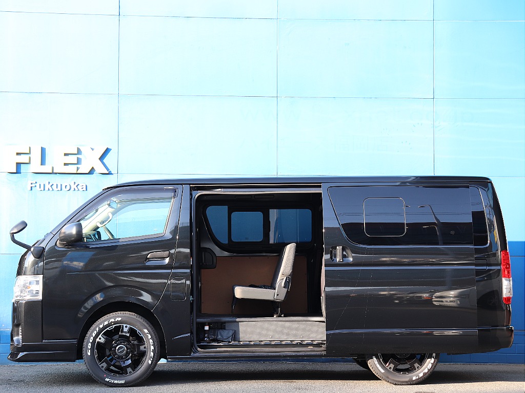 両サイドスライドドアなので日々の乗り降りスムーズ◎