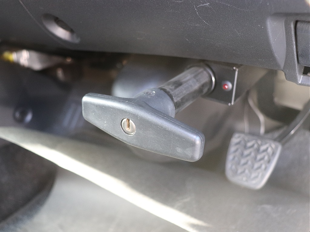 ハイエースの事なら専門店のフレックス福岡店へ！　現金を減らしにくいローン購入や、経費が使える法人様にぴったりのリースなどハイエースライフを始めるお手伝いをいたします！