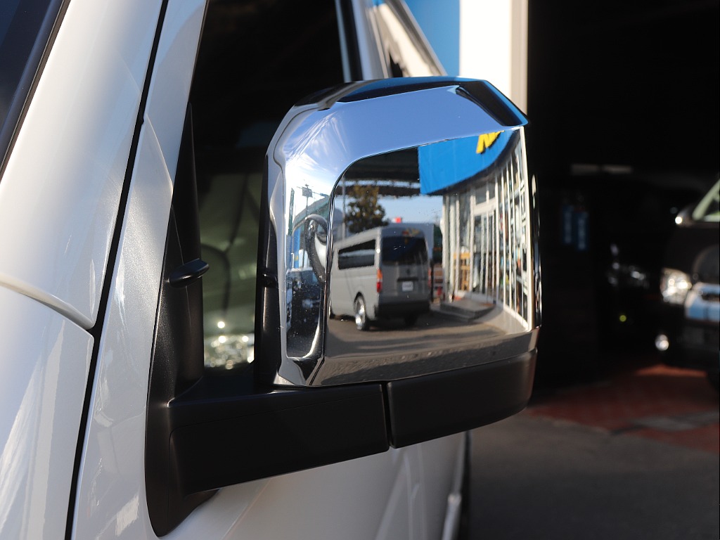 トヨタ ハイエースバン(15枚目)