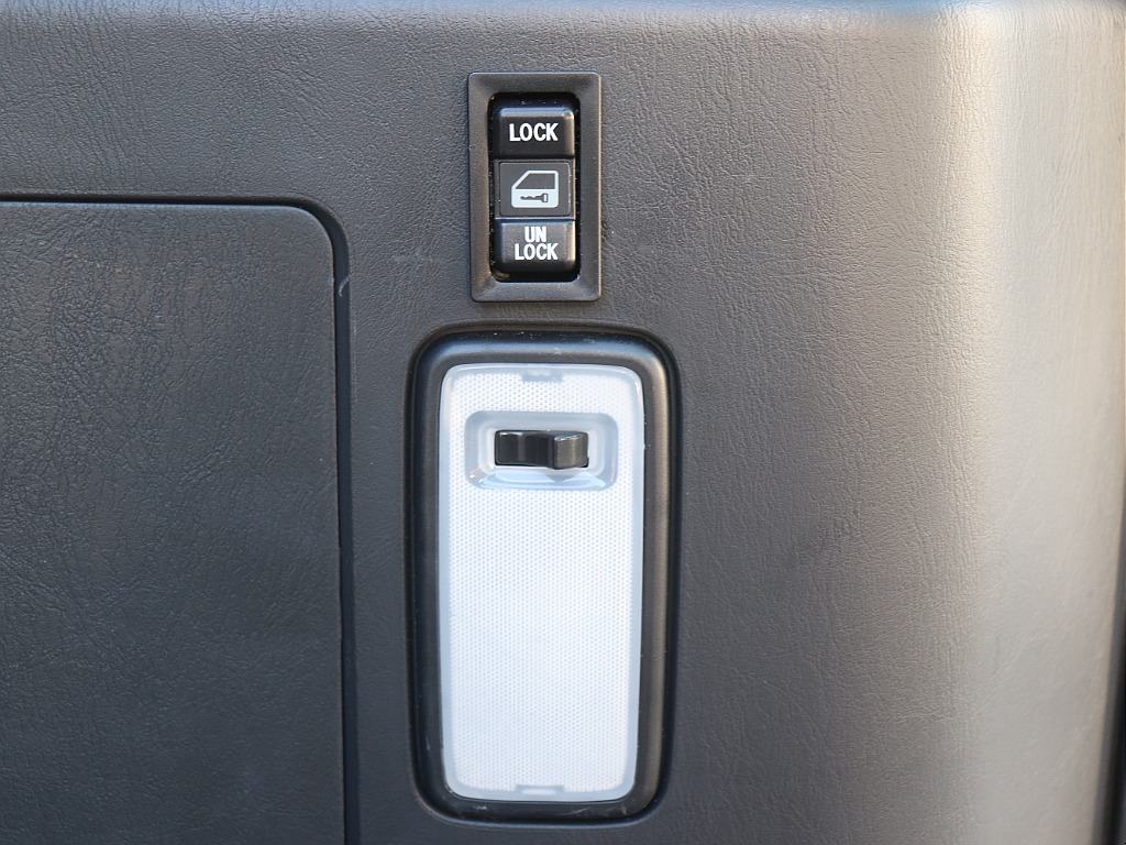 トヨタ ハイエースバン(24枚目)