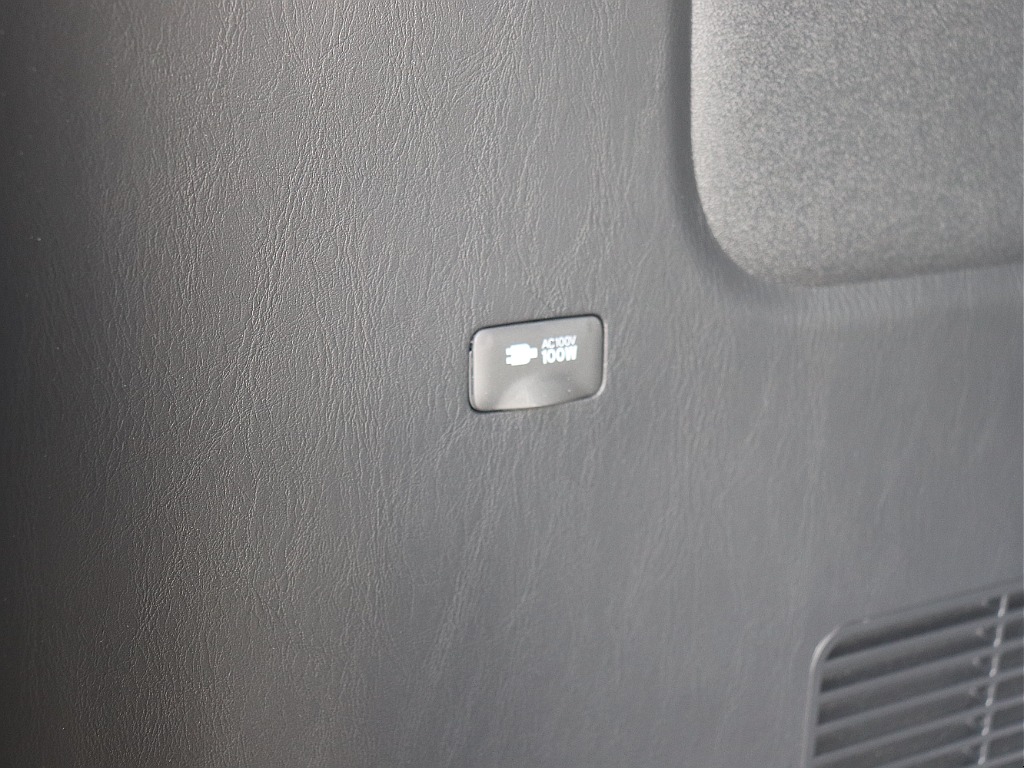 トヨタ ハイエースバン(25枚目)