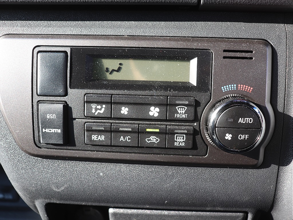 トヨタ ハイエースバン(36枚目)